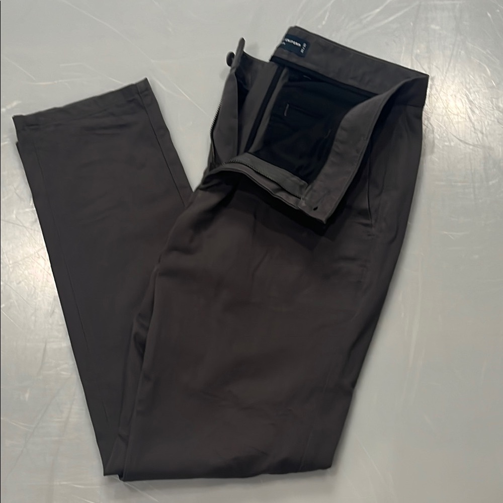 Everlane Men's Dark Gray Dress Pants